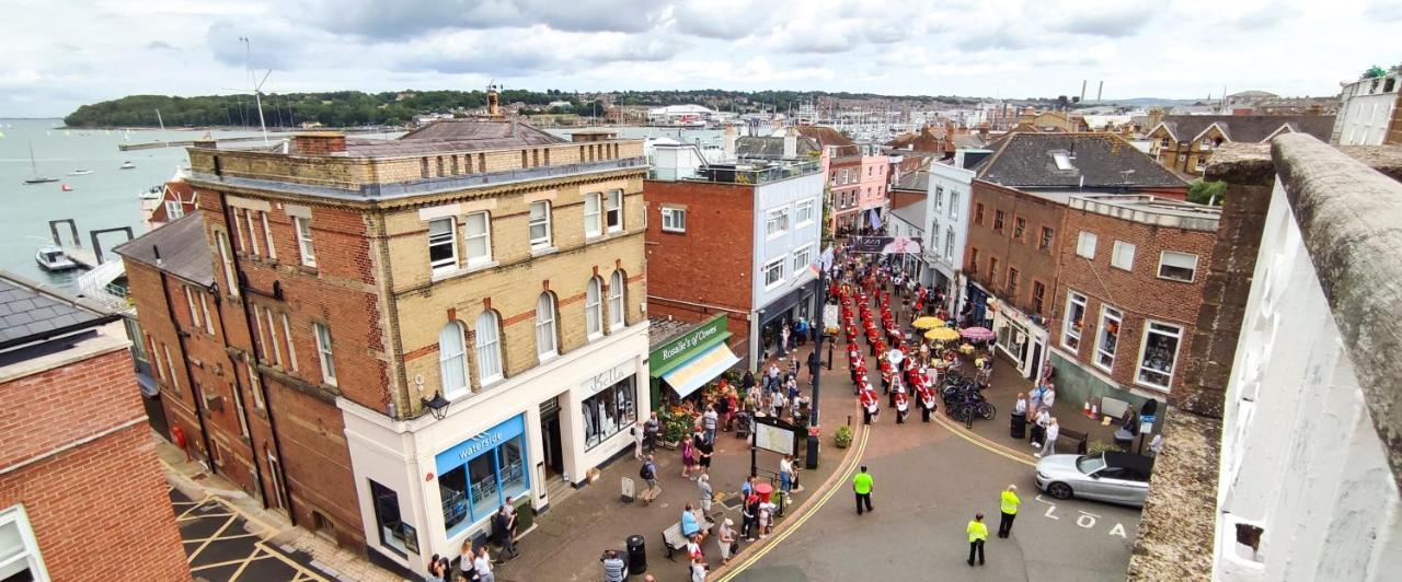 Seafarer'S View - 6 Bedroom Townhouse In Cowes, Parking & Seaviews. Cowes  Esterno foto