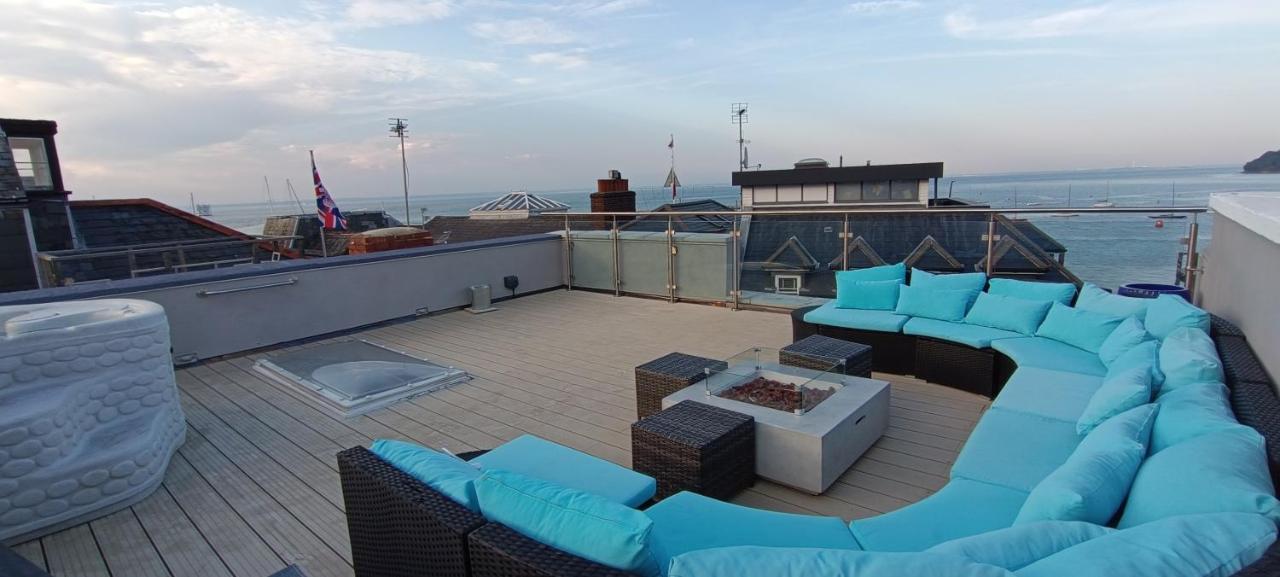 Seafarer'S View - 6 Bedroom Townhouse In Cowes, Parking & Seaviews. Cowes  Esterno foto