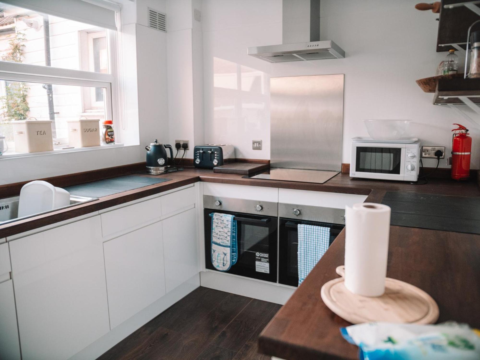 Seafarer'S View - 6 Bedroom Townhouse In Cowes, Parking & Seaviews. Cowes  Esterno foto